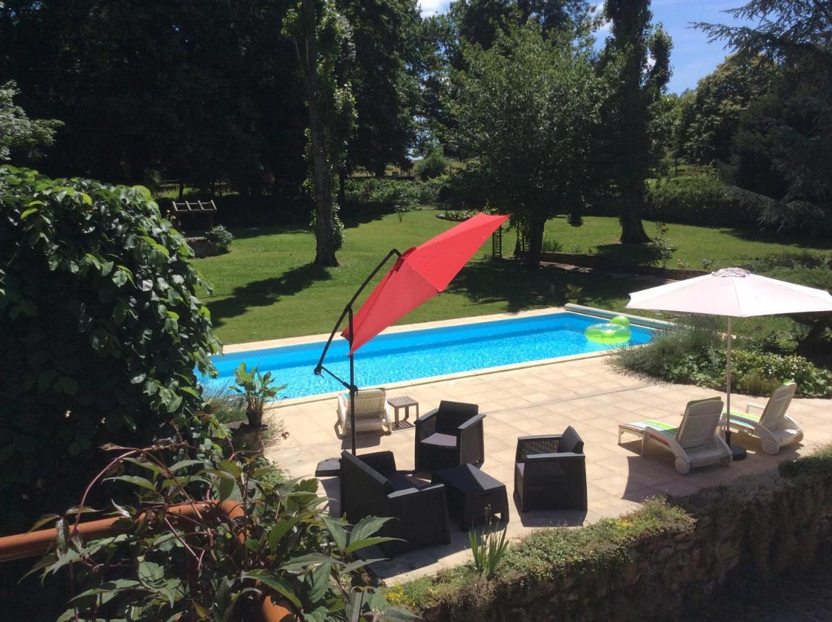 L'Orme Des Voyageurs Boutigny Exterior foto